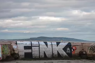 SANDYMOUNT SEA BATHS [A CENTURY OF DECAY AND NOW A CANVAS FOR STREET ART]-235908-1
