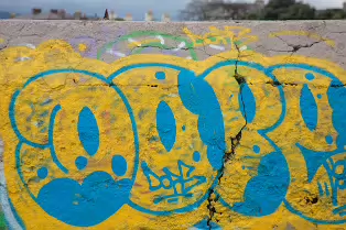 SANDYMOUNT SEA BATHS [A CENTURY OF DECAY AND NOW A CANVAS FOR STREET ART]-235921-1