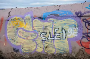 SANDYMOUNT SEA BATHS [A CENTURY OF DECAY AND NOW A CANVAS FOR STREET ART]-235923-1