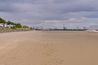 SANDYMOUNT SEA BATHS AUGUST 2024 [A CENTURY OF DECAY, MORE RECENTLY A CANVAS FOR STREET ART]-239447-1