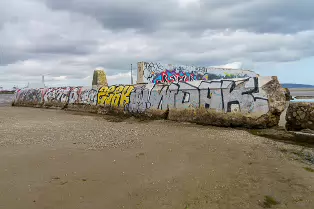 SANDYMOUNT SEA BATHS AUGUST 2024 [A CENTURY OF DECAY, MORE RECENTLY A CANVAS FOR STREET ART]-239470-1