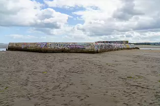 SANDYMOUNT SEA BATHS AUGUST 2024 [A CENTURY OF DECAY, MORE RECENTLY A CANVAS FOR STREET ART]-239480-1