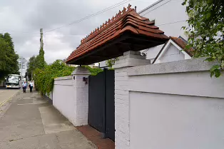 STRAND ROAD [SANDYMOUNT AREA OF DUBLIN]-239796-1