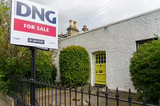 STRAND ROAD [SANDYMOUNT AREA OF DUBLIN]-239799-1