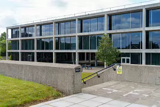 STRAND ROAD [SANDYMOUNT AREA OF DUBLIN]-239811-1