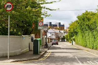 STRAND ROAD [SANDYMOUNT AREA OF DUBLIN]-239819-1