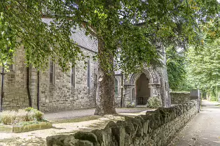 ST PHILIP'S CHURCH ON TEMPLE ROAD [DESIGNED BY SIR THOMAS DREW]-239150-1