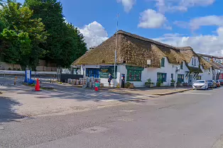 STILLORGAN ORCHARD AT THE BOTTOM OF THE HILL [CEASED TRADING AS A PUB IN 2020]-239035-1