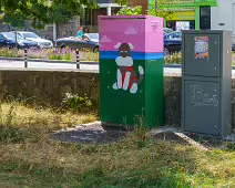 COAST WALK BY EILIS NOLAN [PAINT-A-BOX STREET ART ON ROCK ROAD]-238229-1