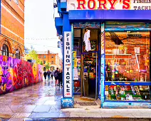 TEMPLE BAR WAS VERY COLOURFUL TODAY [IMMEDIATELY AFTER SOME REALLY INTENSE RAIN]-239050-1