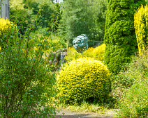 THE PATRICK CORISH MEMORIAL BY RICHIE CLARKE [THE JUNIOR GARDEN AT MAYNOOTH COLLEGE]-237726-1