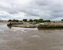 SANDYMOUNT SEA BATHS AUGUST 2024 [A CENTURY OF DECAY, MORE RECENTLY A CANVAS FOR STREET ART]-239463-1