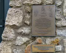 FAMINE MEMORIAL BY SCULPTOR JOHN MC KENNA [AT THE ENTRANCE TO THE DROPPING WELL PUB IN MILLTOWN]-239261-1