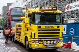 A BELFAST BUS NEEDING REPAIR [TRANSLINK METRO]-235360-1