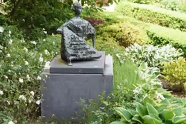 RECLINING FIGURE BY FREDERICK EDWARD McWILLIAM [QUEENS UNIVERSITY BELFAST MAY 2017]-235523-1 RECLINING FIGURE BY FREDERICK EDWARD McWILLIAM