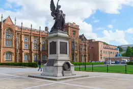 THE WAR MEMORIAL AT QUEENS UNIVERSITY [PHOTOGRAPHED MAY 2017]-235529-1 THE WAR MEMORIAL AT QUEENS UNIVERSITY