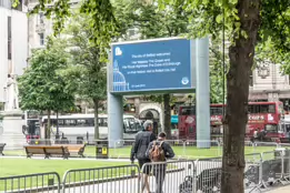 THE QUEEN WAS IN TOWN [WHILE I WAS PHOTOGRAPHING BELFAST CITY IN JUNE 2014]-233125-1