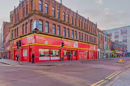 POUNDSTRETCHER [QUEEN STREET - CASTLE STREET IN BELFAST]-233451-1