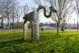 SWEETWATER ARCH ON THE STRANMILLIS EMBANKMENT [BELFAST NORTHERN IRELAND]-232888-1