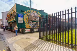 MADDEN'S BAR AND THE HISTORY OF BERRY STREET [BELFAST 2022]-232916-1