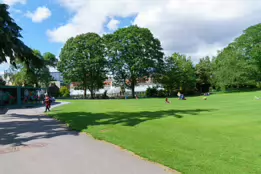 THE BELFAST BOTANIC GARDENS [PHOTOGRAPHED MAY 2017]-235432-1