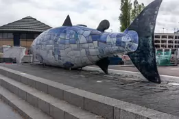 BIGFISH OR THE SALMON OF KNOWLEDGE [AT THE LAGAN WEIR IN BELFAST]-167905-1