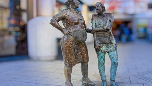 ABOUT THE ARTIST The "Monument to the Unknown Woman Worker" by Louise Walsh is a sculpture located in Belfast, Northern Ireland, at the...