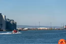 BELFAST HARBOUR PILOT BOAT IN ACTION ON THE RIVER LAGAN [BEN MADIGAN]-150871-squashed