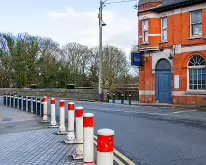 ANNA LIVIA BRIDGE ACROSS THE LIFFEY [CHAPELIZOD VILLAGE ON BOTH SIDES OF THE RIVER]-231238-1