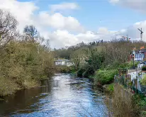 ANNA LIVIA BRIDGE ACROSS THE LIFFEY [CHAPELIZOD VILLAGE ON BOTH SIDES OF THE RIVER]-231241-1
