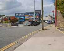 CHAPELIZOD ROAD [AS ONE APPROACHES THE VILLAGE AND THE ANNA LIVIA BRIDGE]-231289-1