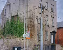THE CRUMBLING HOUSE ON MAIN STREET [CHAPELIZOD 30 DECEMBER 2018]-232632-1