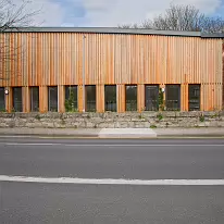 CHAPELIZOD ROAD [AS ONE APPROACHES THE VILLAGE AND THE ANNA LIVIA BRIDGE]-231280-1