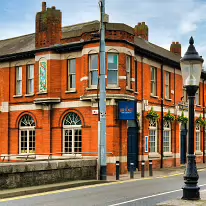 THE BRIDGE PUB CHRISTMAS 2018 [CHAPELIZOD ON THE SOUTH SIDE OF THE ANNA LIVIA BRIDGE]-232674-1