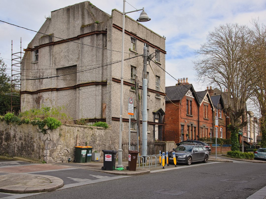 Large Derelict House As It Was IIn December 2018