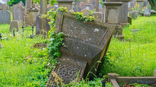 ST JOHN'S CEMETERY