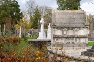 THE SECONDARY CIRCLE OF VAULTS AT GLASNEVIN CEMETERY [PHOTOGRAPHED USING THE NEW SONY 100MM MACRO LENS]-260309-1