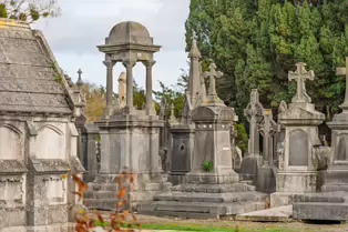 THE SECONDARY CIRCLE OF VAULTS AT GLASNEVIN CEMETERY [PHOTOGRAPHED USING THE NEW SONY 100MM MACRO LENS]-260318-1