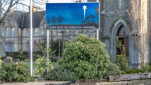 CONLETHS CHURCH CHRISTMAS 2012 A family member lived in Newbridge but in 2012 she decided to sell it but she invited me to spend Christmas in Newbridge...