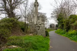 THE LAUGHANSTOWN CROSSES MORE ABOUT THESE CROSSES