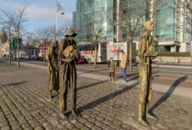 FAMINE MEMORIAL AT CUSTOM HOUSE QUAY IN DUBLIN [PHOTOGRAPHED JANUARY 2019]-147575-1