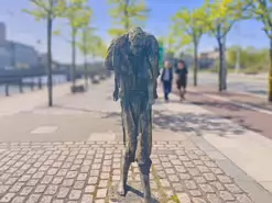 THE FAMINE MEMORIAL BY ROWAN GILLESPIE [SPONSORED BY NORMA SMURFIT]-231294-1
