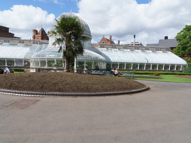 THE MAIN GLASSHOUSE The main glasshouse at Belfast Botanic Gardens is the Palm House. It is one of the earliest examples of a curvilinear...