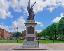 THE WAR MEMORIAL AT QUEENS UNIVERSITY [PHOTOGRAPHED MAY 2017]-235530-1 THE WAR MEMORIAL AT QUEENS UNIVERSITY