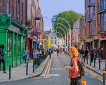 THE HOCKEY STICK SHAPED PUBLIC LIGHTS ON LIFFEY STREET [PROVIDE MUCH FOR THE DUBLIN BEGRUDGER TO MOAN ABOUT]-237609-1