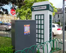 I LIKE THIS IDEA [OLD TELEPHONE KIOSK REPURPOSED AS AN AED] X-236731-1