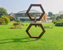 STEVE DOODY - HEXAGON - COULD BE IT BE STEEL [SCULPTURE IN CONTEXT 2014]-235074-1