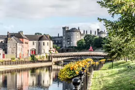 THE CASTLE AND THE RIVER IN KILKENNY CITY