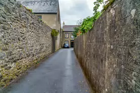 IN 2018 I EXPLORED A NARROW LANE NETWORK IN KILKENNY [DEAN STREET TO BUTT'S GREEN]-234272-1