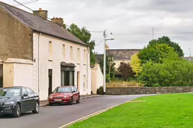 O'ROURKE HOUSE PHOTOGRAPHED AUGUST 29018 [18 AND 19 GREEN STREET IN KILKENNY]-234305-1